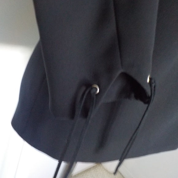 🧊🧊🧊Ice Cube Black Blazer with Fringe - Picture 5 of 5